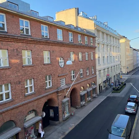 Jade's Suite, Center Helsinki