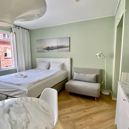 Jade's Suite, Center Daire